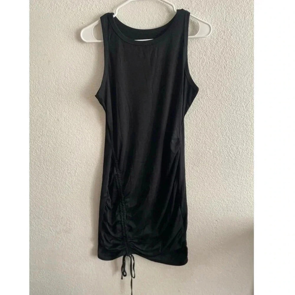 🆕Black Ruched Sleeveless Dress M🆕 - Picture 4 of 9